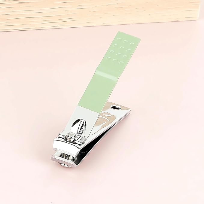 Manicure Set Nail Clipper Set, 7 Pcs Matcha Green Professional Manicure Pedicure Set, Nail Care Kit Beauty Tool, Purse Essentials Travel Nail Kit with Leather Case, Gift for Men and Women