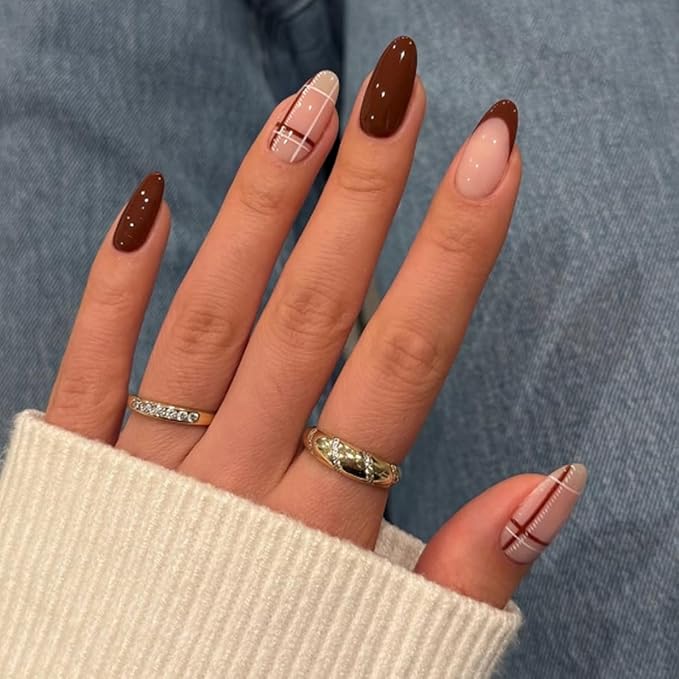 Plaid Press on Nails Medium Almond Fake Nails Dark Red Nails Press ons with Design,Reusable Artificial Nail Full Cover Stick on Nails for Women Fall Winter Manicure 24Pcs