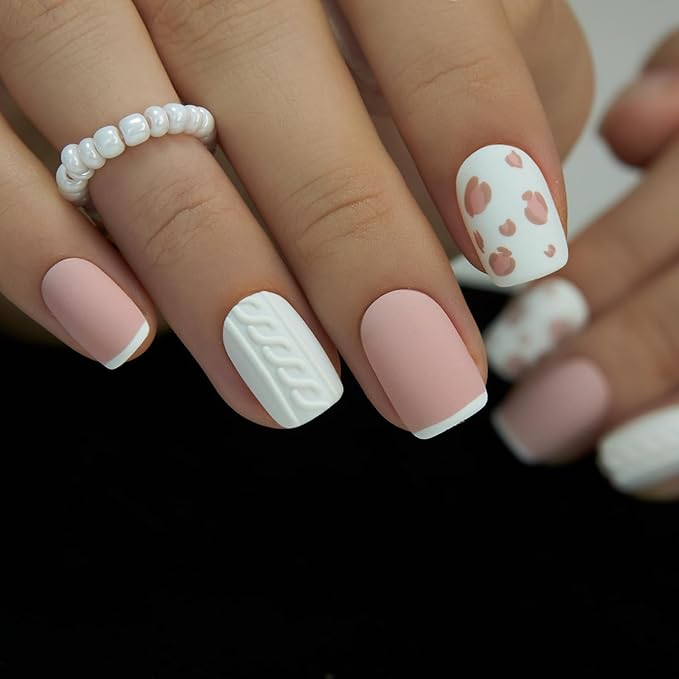 CurvLife Press On Nails – 30Pcs Soft Gel Fake Nails, Reusable Glue On Nail Kit with Adhesive Tabs, Natural Fit & Salon-Quality for Women & Girls (Cozy Knit Leopard Pink)