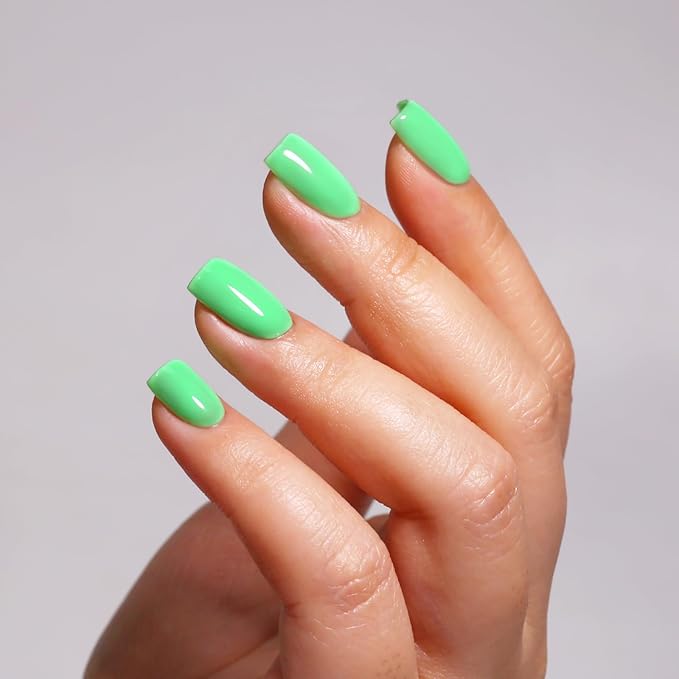 Neon Gel Polish, 0.5 Fl Oz Neon Green Gel Nail Polish Spring Summer Soak off LED UV Gel Nail Polish Art Starter Manicure Salon DIY Nail Gel Polish Design