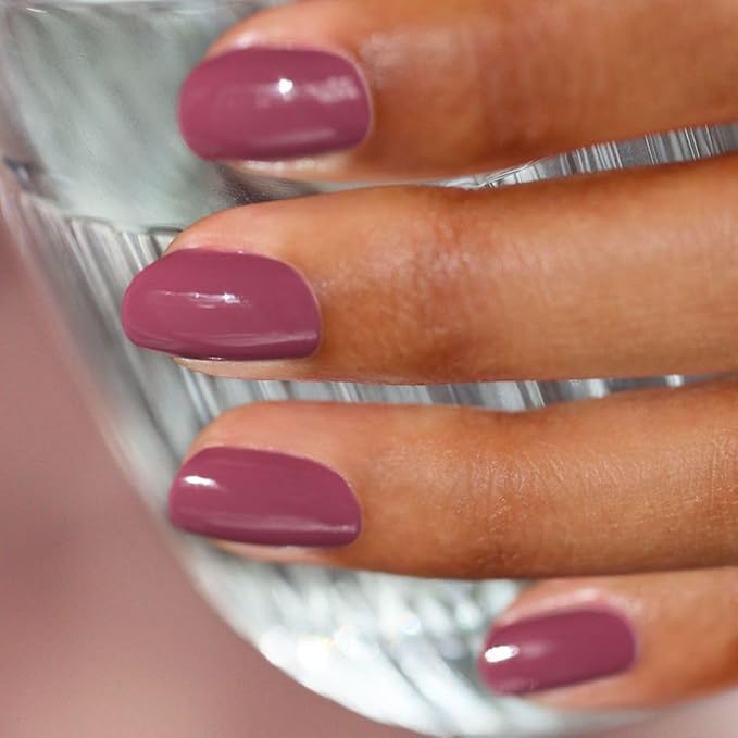 Manucurist Green Flash LED Victoria Plum - Purpleish Brown Pink Gel Nail Polish - Pink Gel Polish Vegan, 12-Free, Plant-Based - Strengthens and Protects Nails - Made in France - 0.5 fl oz