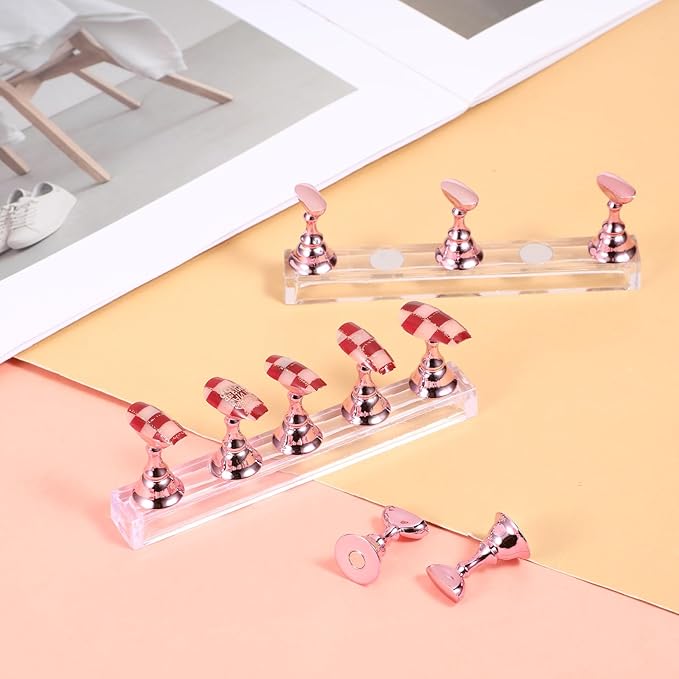Nail Stands Acrylic Nail Art, 2 Set Magnetic Nail Tips Practice Holder Nail Crystal Holder for Nail Art with Reusable Adhesive Putty Nail Stand for Press On Nails DIY Painting(Rose Gold)