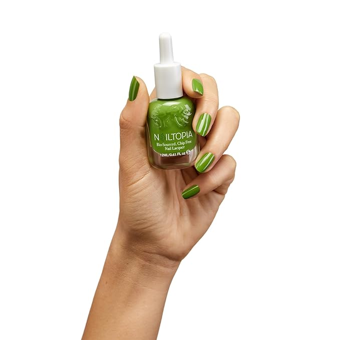Nailtopia Bio-Sourced Chip Free Nail Lacquer - Green Goddess - Vegan, Cruelty Free Bold Green Nail Polish - Strengthens and Hardens Nails with Natural Superfood Ingredients and Vitamins - 0.41 Oz