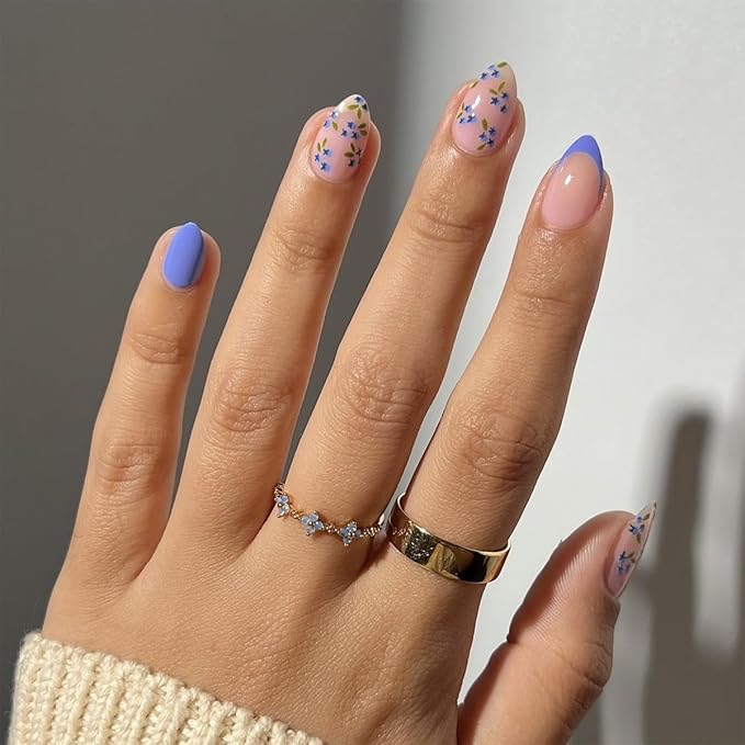 evpct Nude Pink Press on Nails Short Almond with Blueberry Design, Blue Tip Full Cover Fake Nails Reusable Perfect Fit Nail Kit with Kits Tabs File, Stick on Soft Nail for Women Manicure, 24Pcs