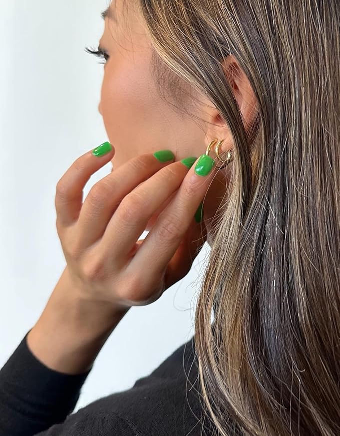 Semi Cured Gel Nail Strips (Clover)