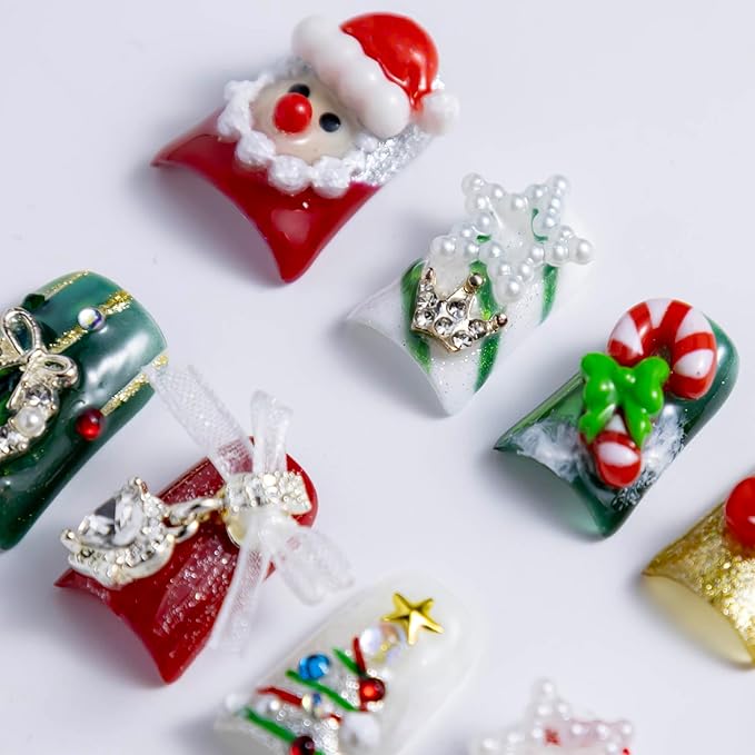 10 Pieces Red And Green Christmas Luxury Acrylic Press On Nails Short Handmade Duck Nails, Thickened False French Nails, Santa Claus And Christmas Tree Decorations, Reusable Fake Nails (L)