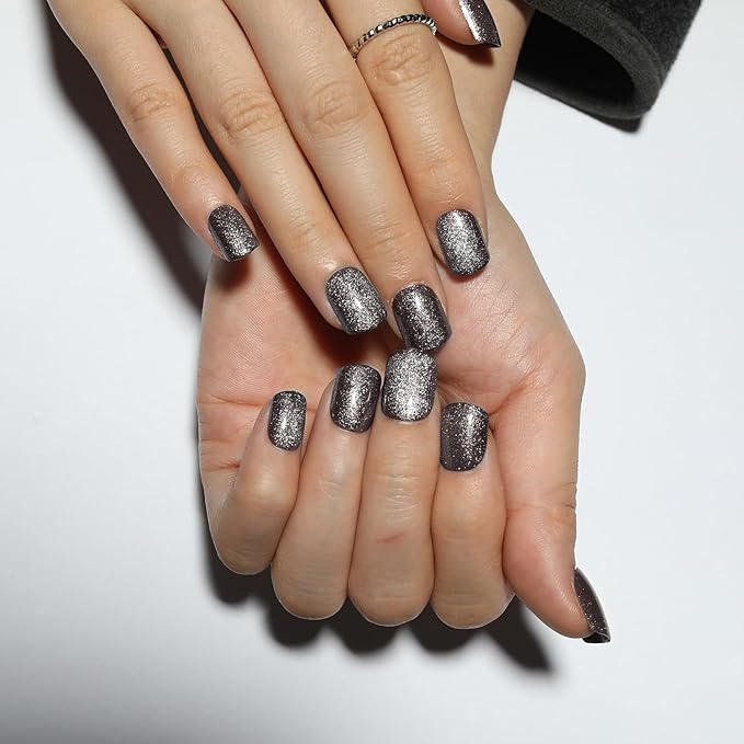 Glittering Silver Press on Nails Short Square, Silver Fake Nails Kit, Fashion Glossy Acrylic Short Press on Nails, Natural Stick on Nails, Thick Reusable Glue on Nail for Women, 24Pcs