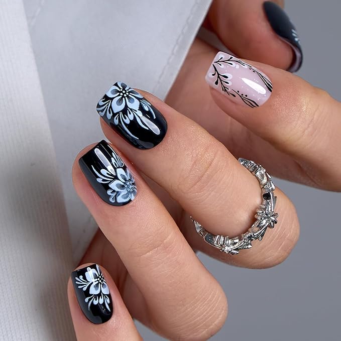 Curvlife Square Soft Gel Press On Nails Short – 30PCS Full Cover Minimal Black & White Flowers, False Natural Fit Soft Gel Fake Nails Tips, Easy to Apply at Home