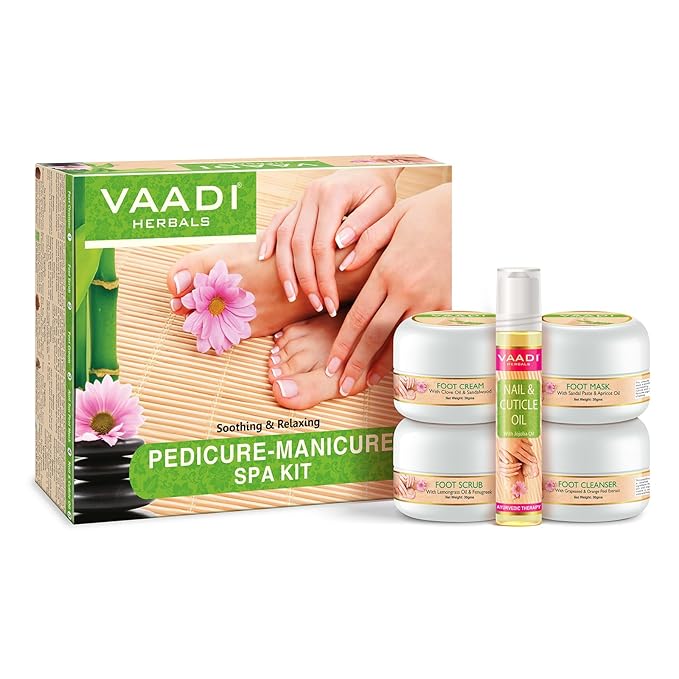 Vaadi Herbals Pedicure Manicure Spa Kit 135g
