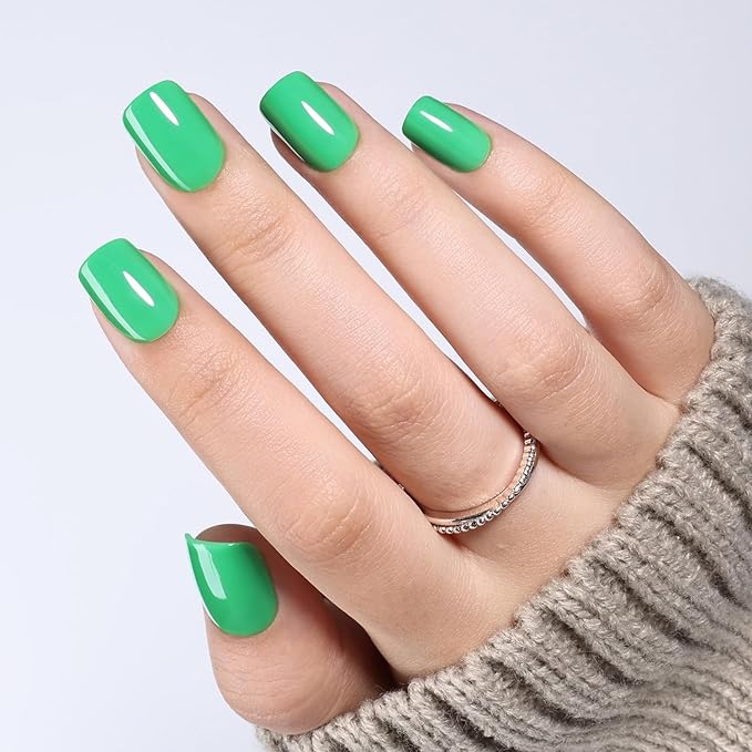 Green Press On Nails Square - Green Short Square Fake Nails, Press On Nails Reusable Stick On Nails in 15 Sizes 30pcs False Nail Kit for Women & Girls (FreshGreen)