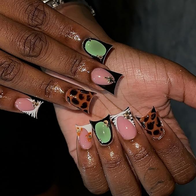 Duck Press on Nails French Tip Fake Nails Leopard Print Glue on Nails with Rhinestone Design Glossy Full Cover Reusable Artificial Acrylic Star Stick on Nail for Women Manicure 24Pcs