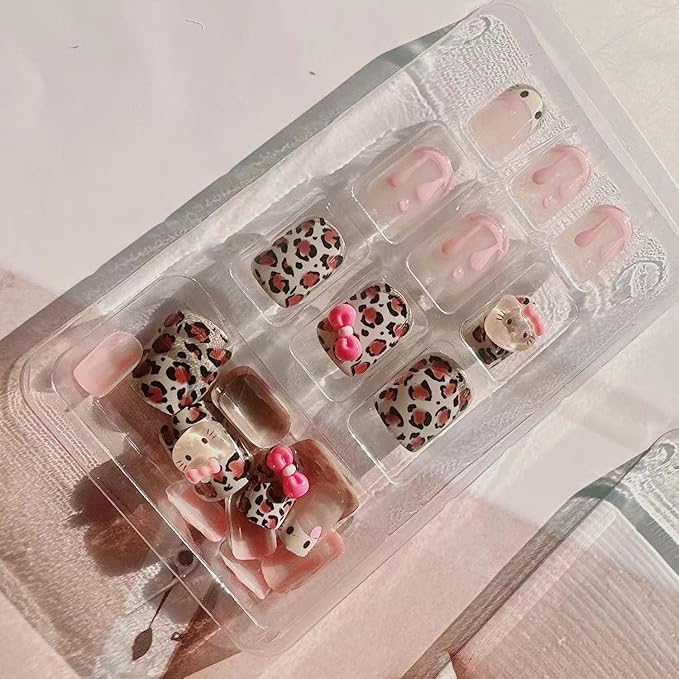Cute Press on Nails Short Square Fake Nails with 3D French Cute Kawaii Design Leopard Pink Press ons Cartoon Nail Tip Artificial Acrylic Nail Cute False Nails for Women Manicure 24Pcs