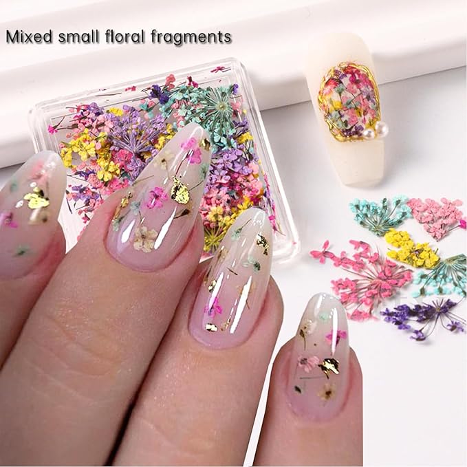 4 Boxes 3D Dried Flowers Nail Art Stickers Mini Dried Flower Nail Stickers Mixed Colors Dried Gypsophila Flowers Natural Floral Dried Flower Decals for Women Girls Nail Decorations DIY Craft