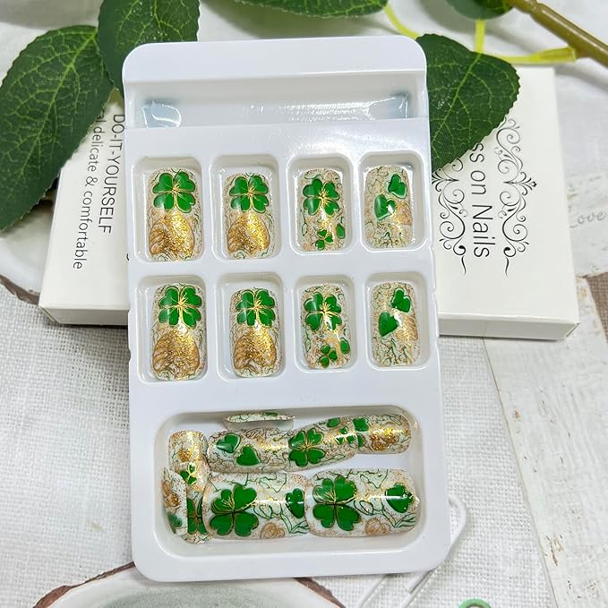 24Pcs St. Patrick's Day Press on Nails Medium Square Fake Nails Shamrock False Nail Gold Glitter Design Spring Artificial Fingernails Lucky Four-Leaf Clover Stick on Nail for Women