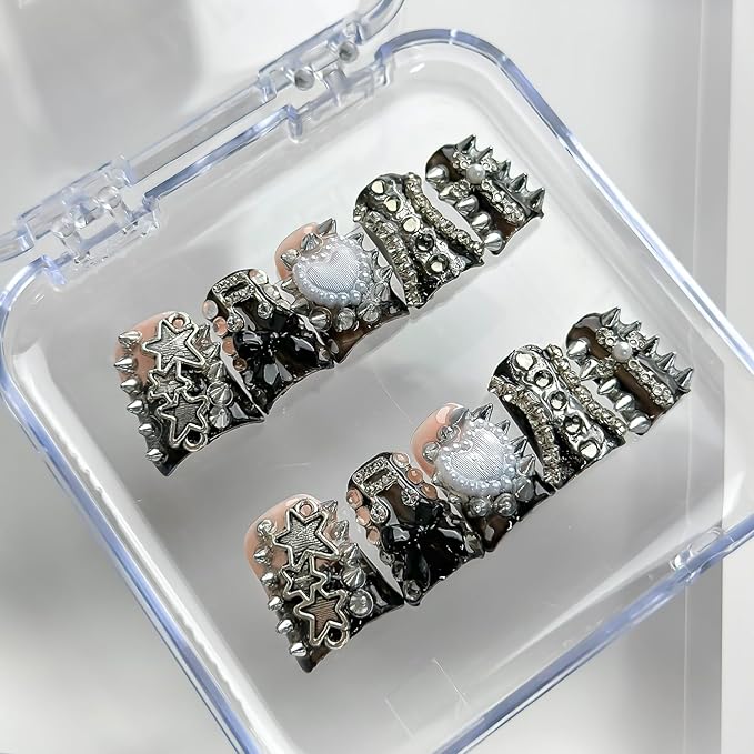 Luxury Press on Nails Short Duck Handmade 3D Unique Reusable ABS Material Fake Nails Black French Tip False Nails with Designs Stars Rhinestones Heart Glossy Glue on Nail Thick Acrylic Nail(S)