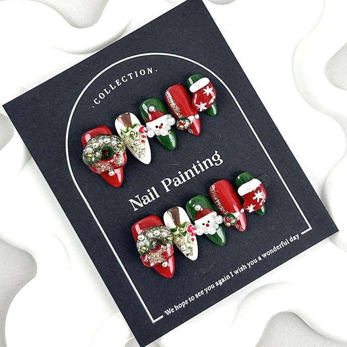 Christmas Press on Nails Handmade Medium Almond Fake Nails with Green Red Wrearh Design Santa Claus Hat Canes Glue on Nails Reusable Winter Handmade Nails for Women Girls Manicure Size M