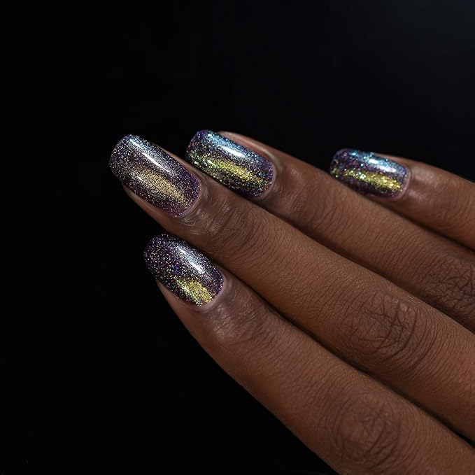 ILNP Bundled Up - Green to Blue Holographic Duochrome Nail Polish, Chip Resistant, 7-Free, Non-Toxic, Vegan, Cruelty Free, 12ml