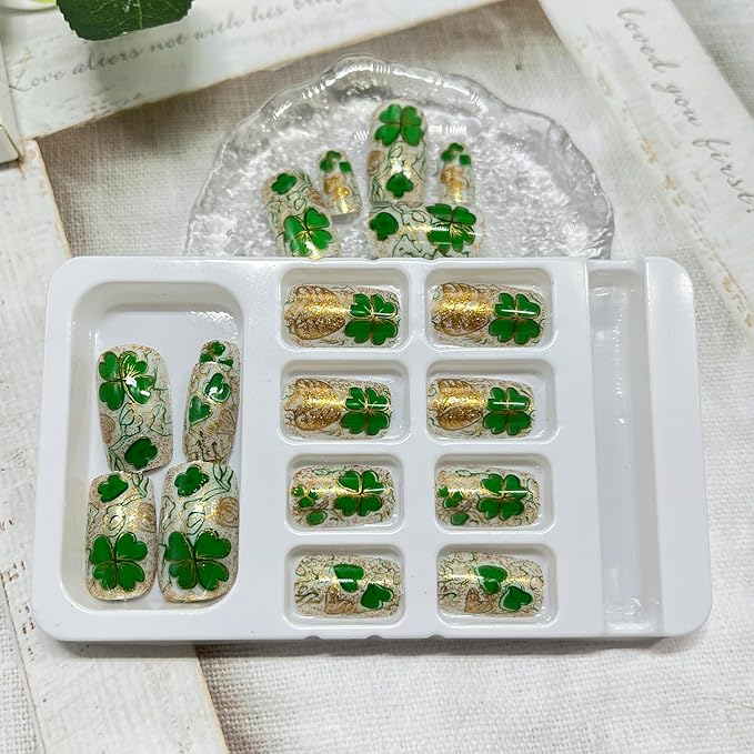 24Pcs St. Patrick's Day Press on Nails Medium Square Fake Nails Shamrock False Nail Gold Glitter Design Spring Artificial Fingernails Lucky Four-Leaf Clover Stick on Nail for Women