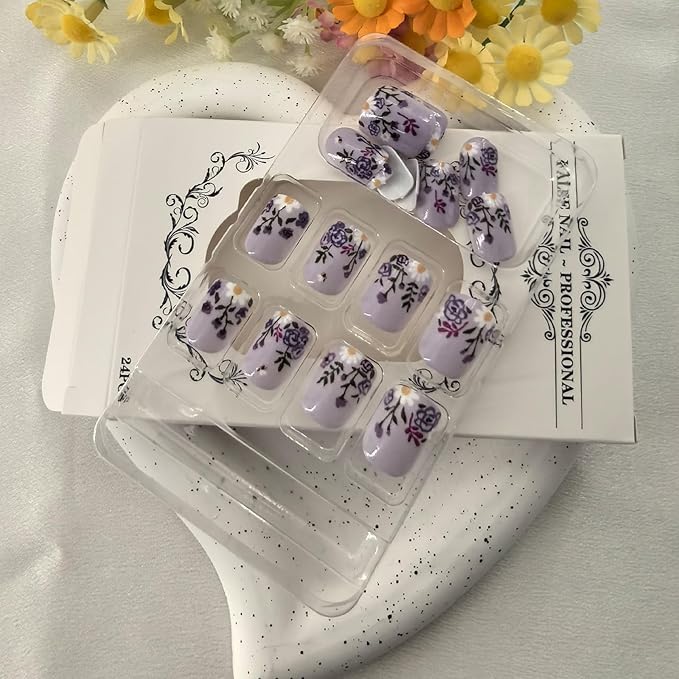 Short Press on Nails Square Fake Nails Purple Flower Bee Design Full Cover Acrylic Nails Press ons Purple Floral False Nails Cute Spring Summer Artificial Stick on Nails for Women Girls 24 Pcs