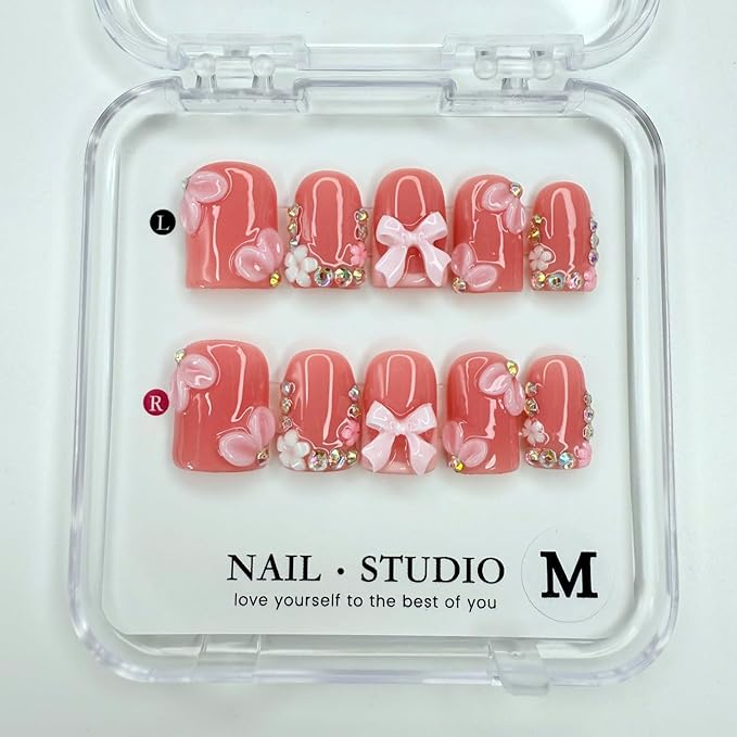 Handmade Press on Nails Short Square Fake Nails Rhinestones False Nails 3D Bow Flower Artificial Acrylic Thick Stick on Nails Handmade for Women Manicure Art Decorations (Size M)