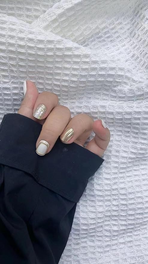 Press on Nails, Round Fake Nails Gold Glitter False Nails Middle Gold Press on Nails for Women Girls Nail Art Decoration,Sacred Heart - Middle