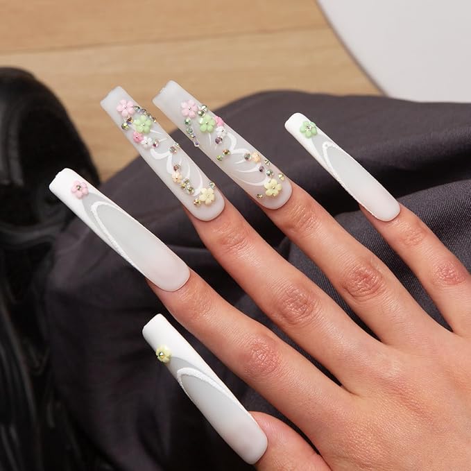 LOVFUL Press on Nails Rococo | Handmade with Full Covered Crystals | Reusable Fake Nails | Square | H94-S, pink