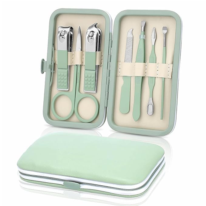 Manicure Set,Stainless Steel Nail Care Set，Professional 7 in 1 Ingrown Toenail Clipper Grooming Tool,Thanksgiving Christmas Men and Women 's Gifts, Travel Nail Care Grooming Kit .(green)