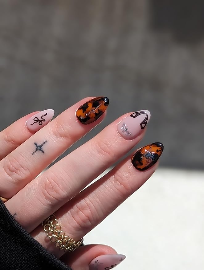 Deco Beauty Tarot - Super Thin & Easy-to-Apply Nail Art with The Cutest Designs - Durable & Long-Lasting Nail Art Stickers and Decals for Women, for DIY at-Home Manicures & Salon-Quality Nails