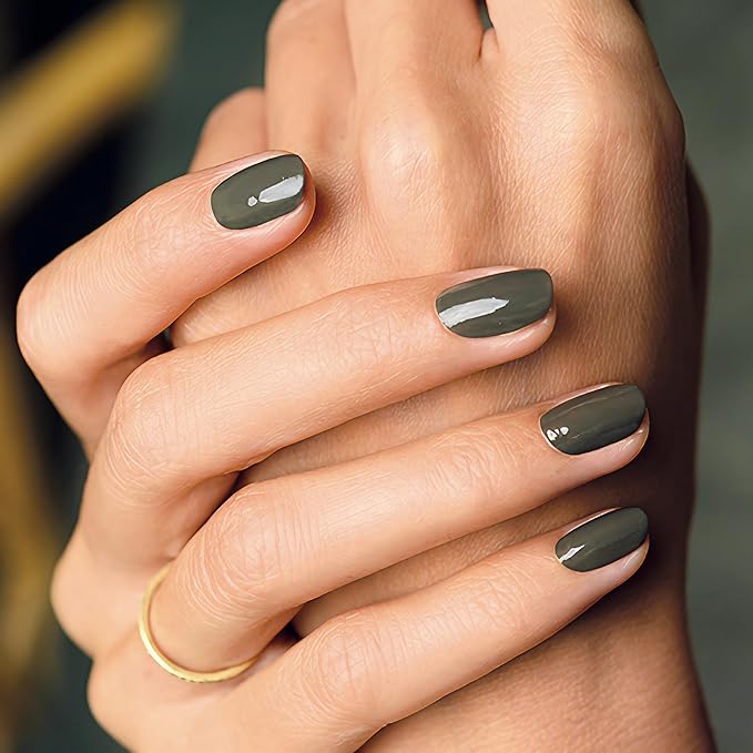Manucurist Green Flash Gel Polish - Khaki - UV & LED Gel Nail Polish - 12-Free, Bio-Sourced (84%) - Professional Manicure - 15 ml