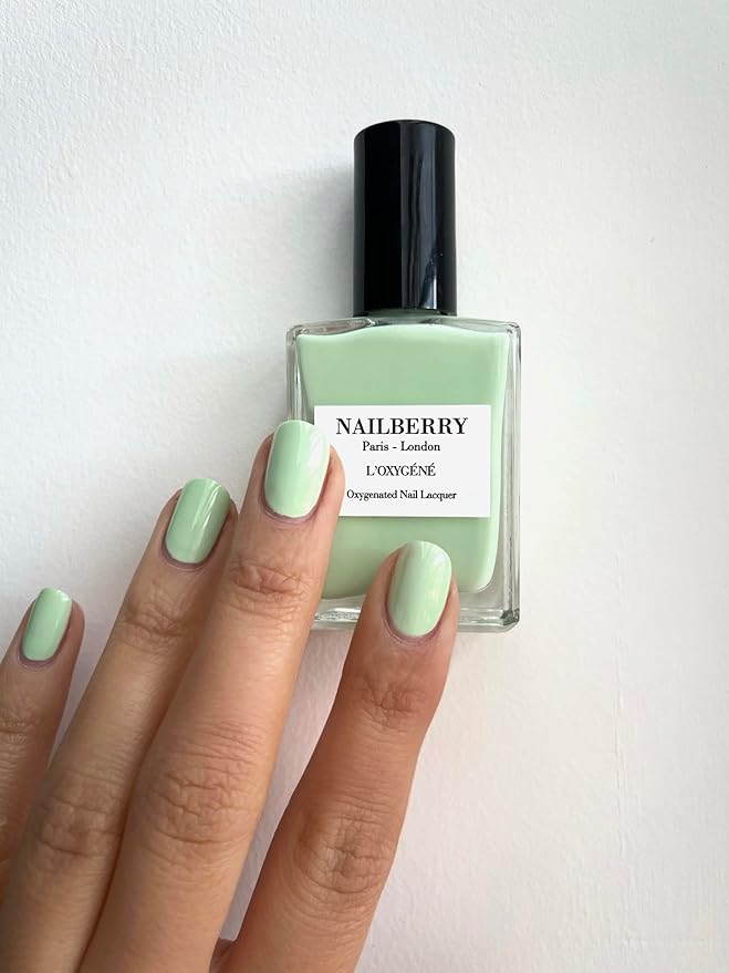 Nailberry L'Oxygéné Oxygenated Nail Lacquer | Minty Fresh | Pastel Green Opaque Nail Polish | UV Protected Long-Wear Nail Polish | 12-Free | Vegan | Certified Halal | Cruelty & Gluten Free | 15 ml
