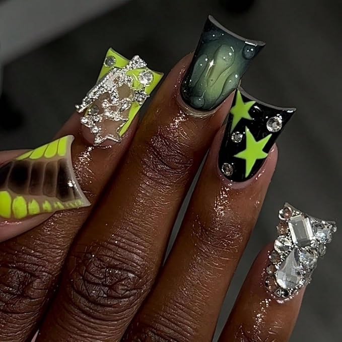 Duck Press on Nails Green Black Fake Nails with Star Design Rhinestone Glue on Nails Alligator Print Nail press ons Ombre False Nail Glossy Acrylic Full Cover Stick on Nail for Women Manicure 24Pcs