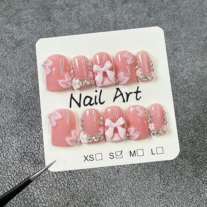 Square Short Press on Nails Handmade Fake Nails Pink French Tip with 3D Bow Designs luxury Rhinestones Glossy Cute Acrylic Nails for Women 10pcs (Size M）