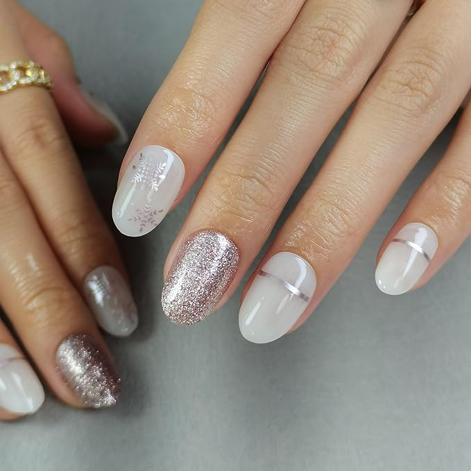 Curvlife Press on Nails Acrylic Fake Nails with Design Full Cover False Nails for Women Reusable Nail Kit (Snowflake Silver, 32pcs)
