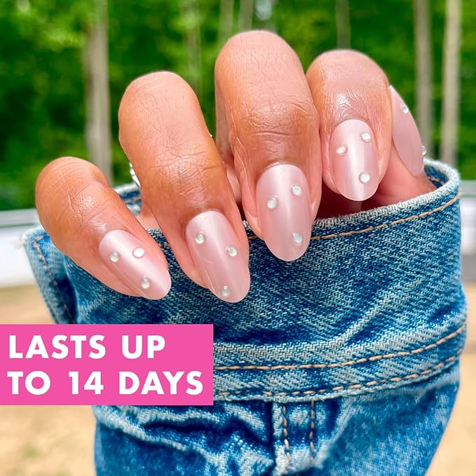 Olive & June Maximalist Instant Mani Press-On Nails (Glue) | 42 Fake Nails, 21 Sizes | Non-Toxic, Long-Lasting Big, Bold Gorgeous Realistic Look | Salon-Quality | Medium, Oval | Diamond Chrome Mani
