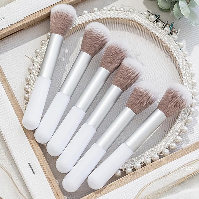 DANNEASY 5pcs Nail Dust Brush Acrylic Nail Brush Cleaner Nail Brushes for Cleaning Dust Nail Clean Up Brush Dip Powder Brush for Makeup Blush Manicure Brush