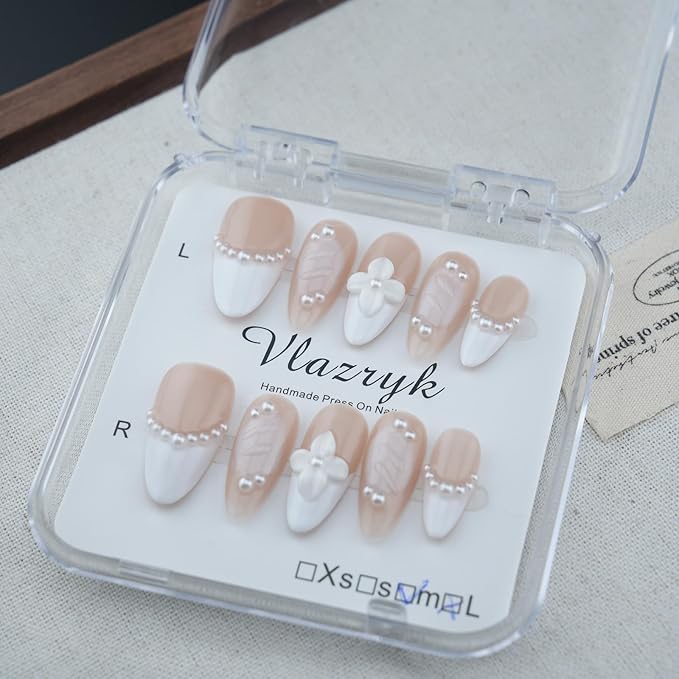 Handmade Press On Nails – Short Almond False Nails for Women, Reusable Acrylic White French Tip with Pearl & 3D Flowers Design – Salon Quality Fake Nails (10PCS）