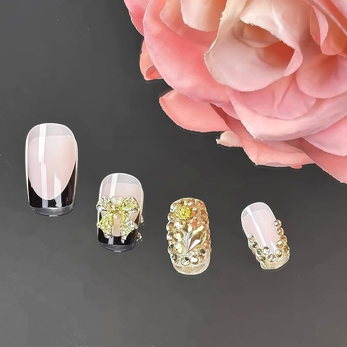 24Pcs Bow Charms Bling Press on Nails Short Black Gold Fake Nails Square Glue on Nails French Tip Rhinestone Luxury False Nails Gold 3D Bow Acrylic Nail Black French Tips Stick on Nail Kit for Women