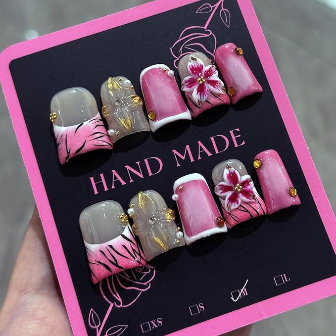 10Pcs Pink French Tip Press on Nails Handmade Short Fake Nails Duck False Nails with 3D Flower Rhinestone Design Full Cover Acrylic Nails Press ons Handmade Flower Glue on Nail for Women (M)