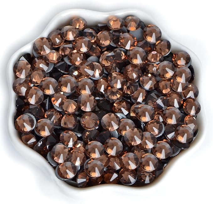 2880 Pieces SS8 Smoked Topaz Hotfix Rhinestones Flatback Round Crystal Glass Rhinestones Gems for Crafts Nail Face Art Clothes Shoes Bags DIY