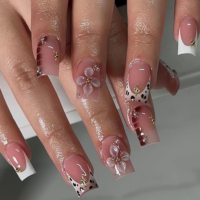 Short Press on Nails Square - Brown Fake Nails with Flower Design - Leopard Print Full Cover Stick on False Nails for Women 24 Pcs