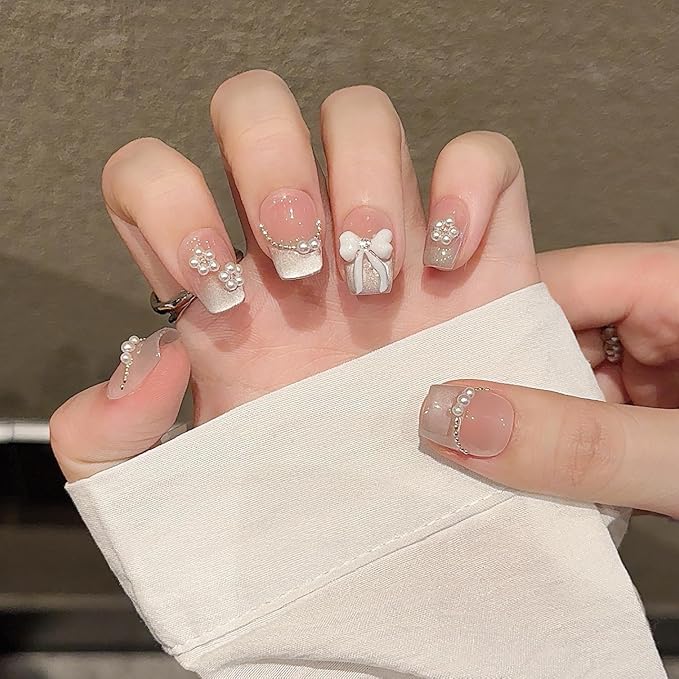 10PCS Luxury Handmade Press On Nails Nude Gradient Cat's Eye with Pearl Bow & Sparkling Rhinestones for Wedding & Party Reusable Almond Fake Nails Design Gift For Women and Girls (251101, M)