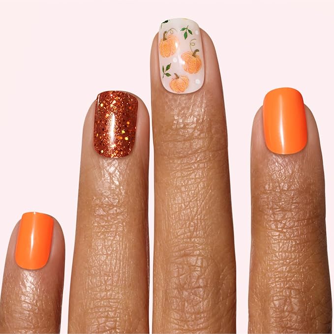 Dashing Diva Gloss Nail Strips - The Great Pumpkin - UV Free, Chip Resistant, Long Lasting Gel Nail Stickers - 3-Piece Halloween Manicure Set - Contains 32 Wraps, 1 Prep Pad, 1 File
