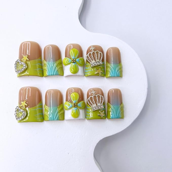 10 Pcs Handmade Press on Nails Short Duck Design False Nails 3D Flower Thick Fake Nails with Heart Shape Rhinestone French Tip Reusable Glue on Nails for Women DIY Decoration（Size M）