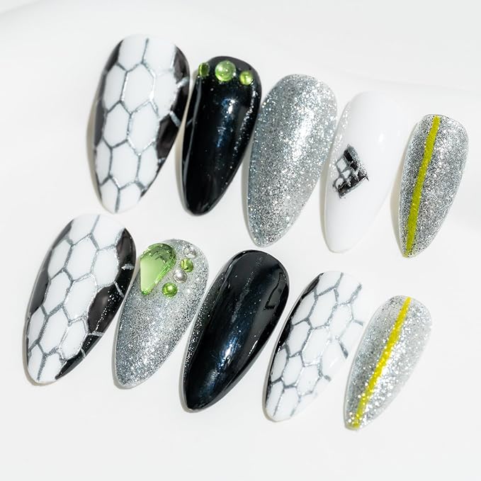 Sun&Beam Nails Handmade Oval Blue False Nail Tips with Cute Snake Sequins Popular Charm Design Press On Nails 10 Pcs (#18 S)