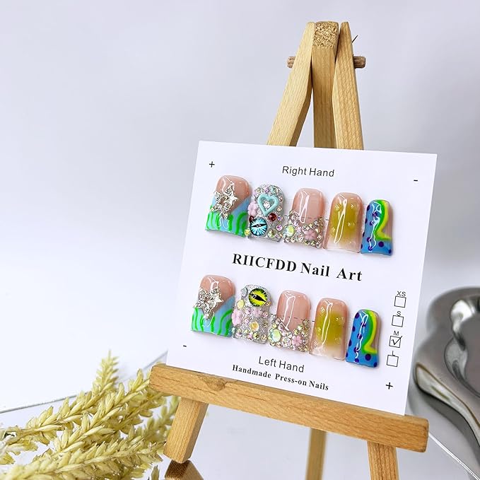 10 Pcs Handmade Duck Press on Nails Short Design 3D Stars Colorful Fake Nails Full Cover Thick French Tip False Nails with Rhinestone Acrylic Reusable Stick on Nails for Women DIY Decoration（Size M）