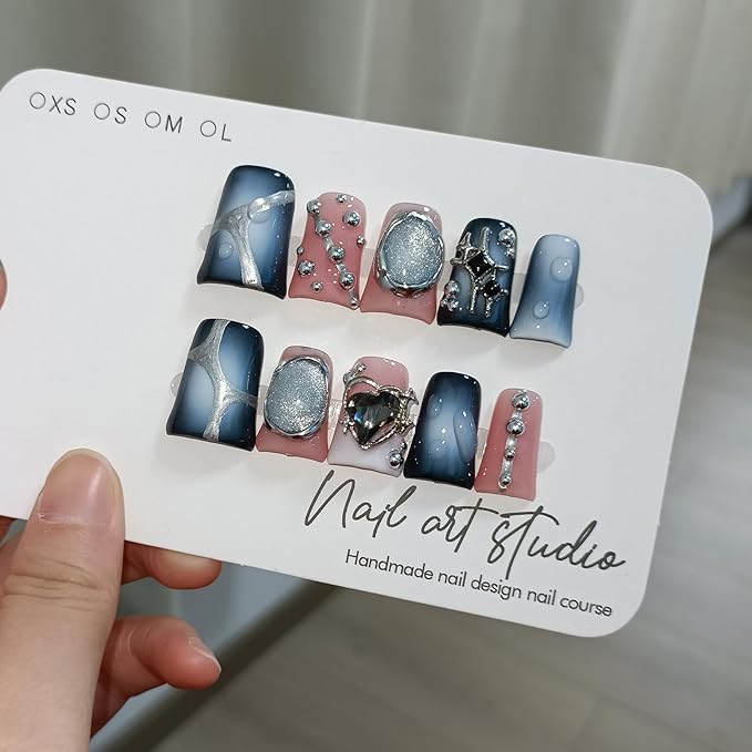 Cat Eye Duckbill Press on Nails,Metallic Embossed Gray Pink Blushing Design Fake Nails with 3D Punk Studs,10PCS Gothic Y2K Glitter False Nails for Halloween,Glossy Duck Nails Press on(S)