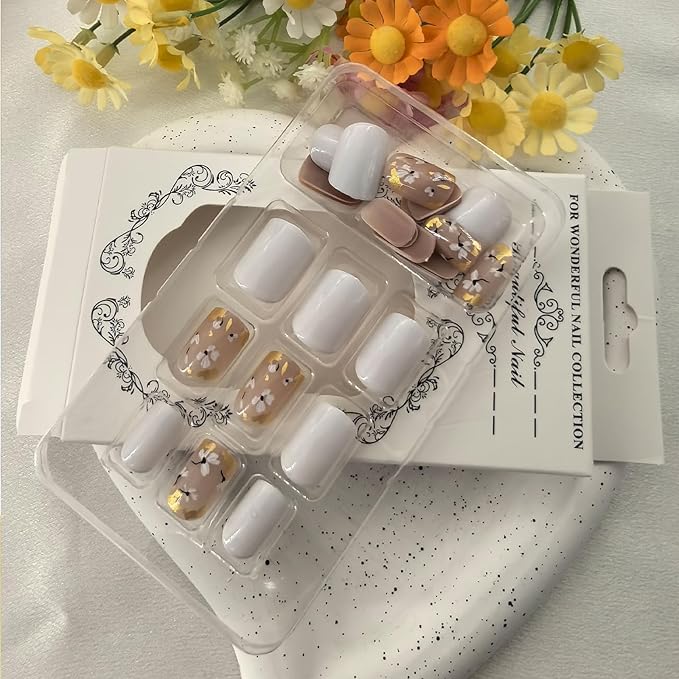 White Press on Nails Short Square Fake Nails Flowers Glue on Nails Summer Petals Acrylic Nails Press ons Glossy Gold Glitter False Nails Glossy Stick on Nails for Women 24 Pcs