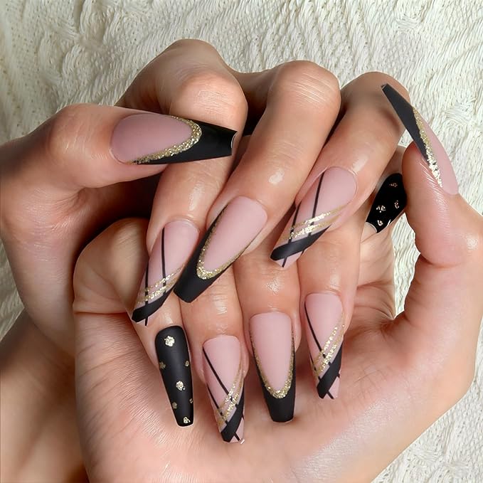 24pcs Black and Gold Snow Long Square Press On Nails, Reusable Nail Kit with Adhesive Tabs, 12 Sizes (Black and Gold)