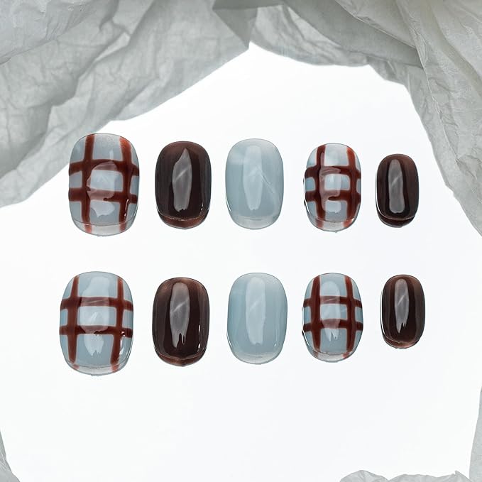 Sun&Beam Nails Handmade Press-on Short Round Blue Brown Hand-Painted Minimalist Plaid Design Fashion False Nail Tips 10 Pcs Set (#208 S)