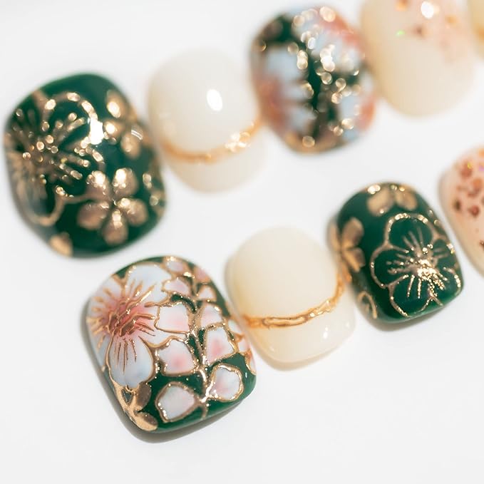Sun&Beam Nails Handmade Short Round Green Gold White False Nail Tips with Cute 3D Flower Popular Charm Design Press On Nails 10 Pcs (#76 L)